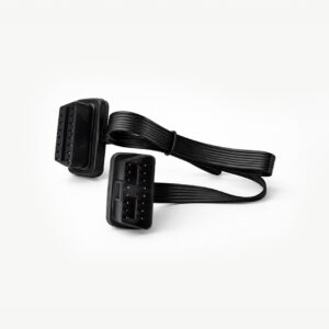 OBD kabel til nem tilslutning til køretøjets diagnoseudtag mod neutral baggrund